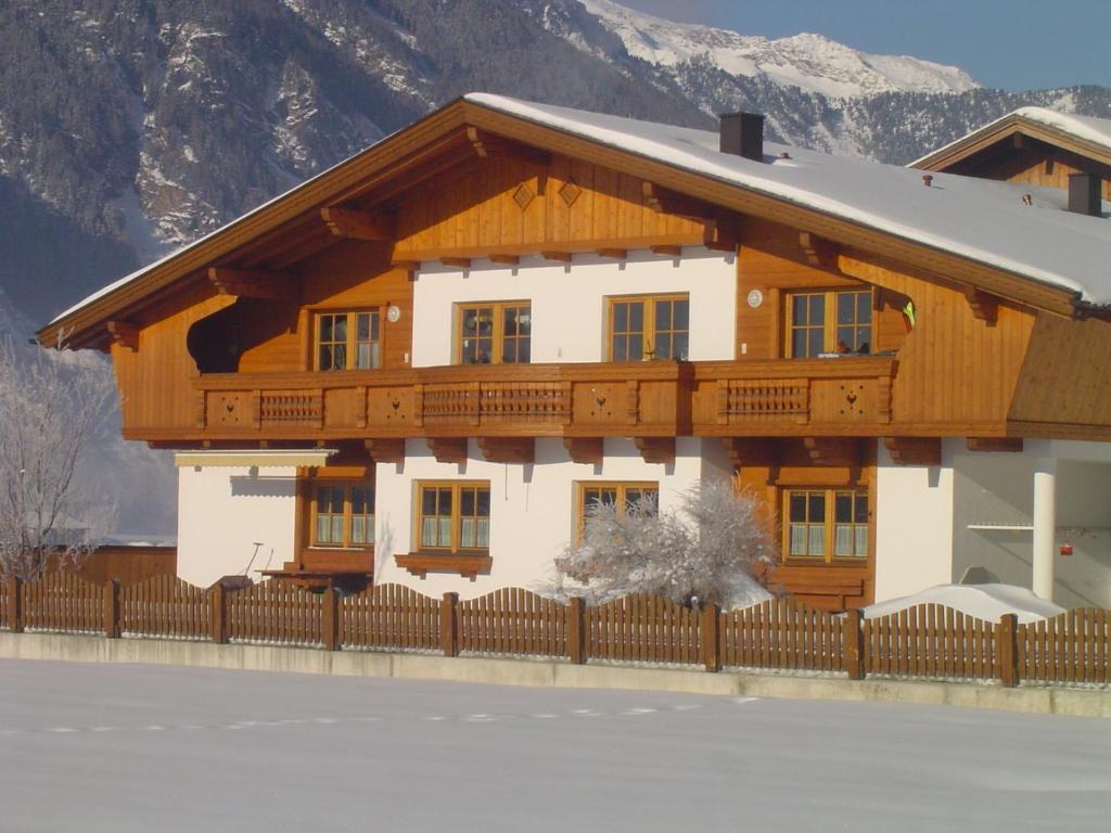 Gstreinhof Langenfeld Bagian luar foto