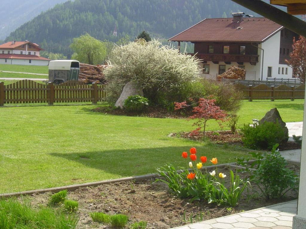 Gstreinhof Langenfeld Ruang foto