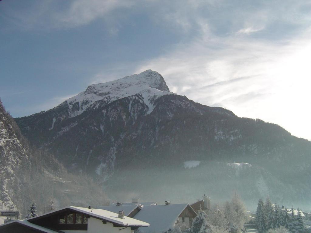 Gstreinhof Langenfeld Ruang foto